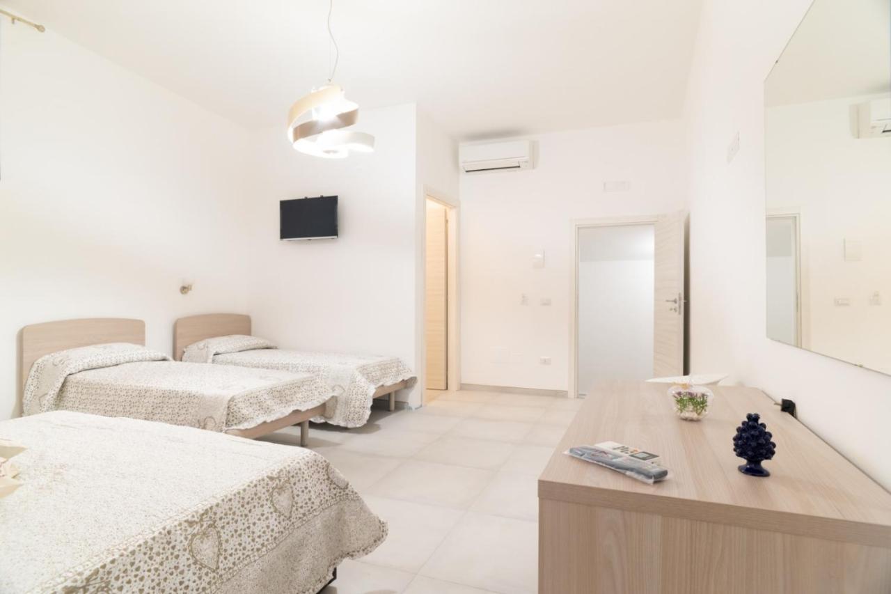 I Parrini Bed & Breakfast Porto Empedocle Eksteriør bilde